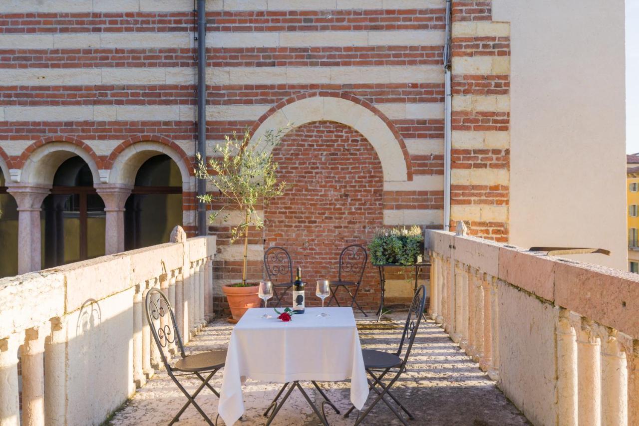 Domus La Costa Lägenhet Verona Exteriör bild
