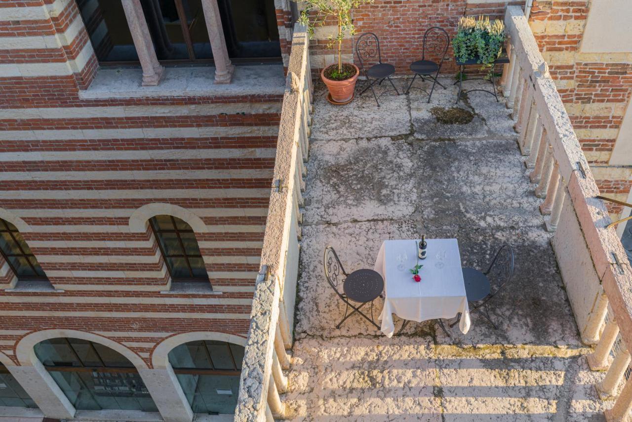 Domus La Costa Lägenhet Verona Exteriör bild