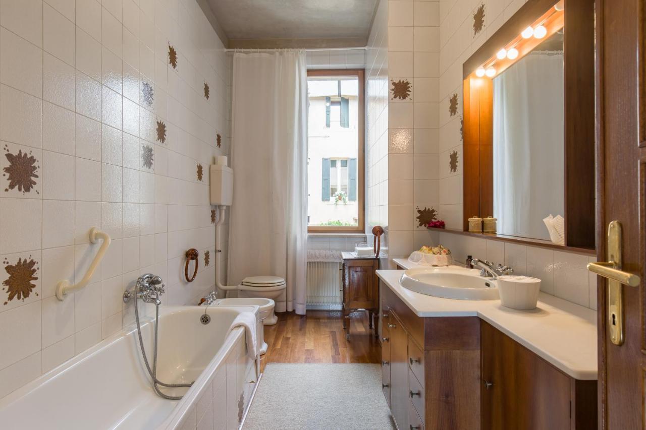 Domus La Costa Lägenhet Verona Exteriör bild
