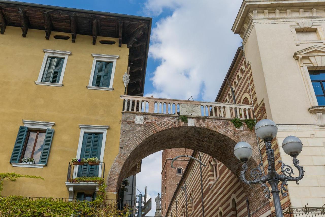 Domus La Costa Lägenhet Verona Exteriör bild